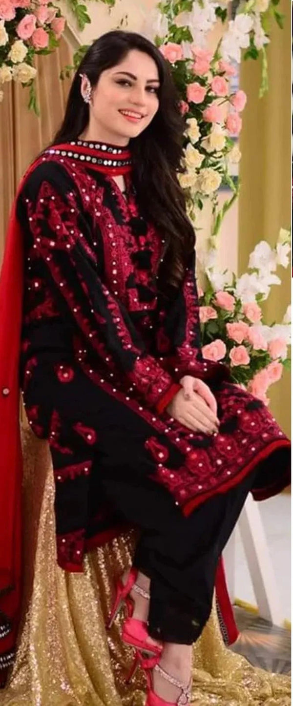 3-Piece Black Embroidered Lawn & Bamber Suit – Elegant Eid Special